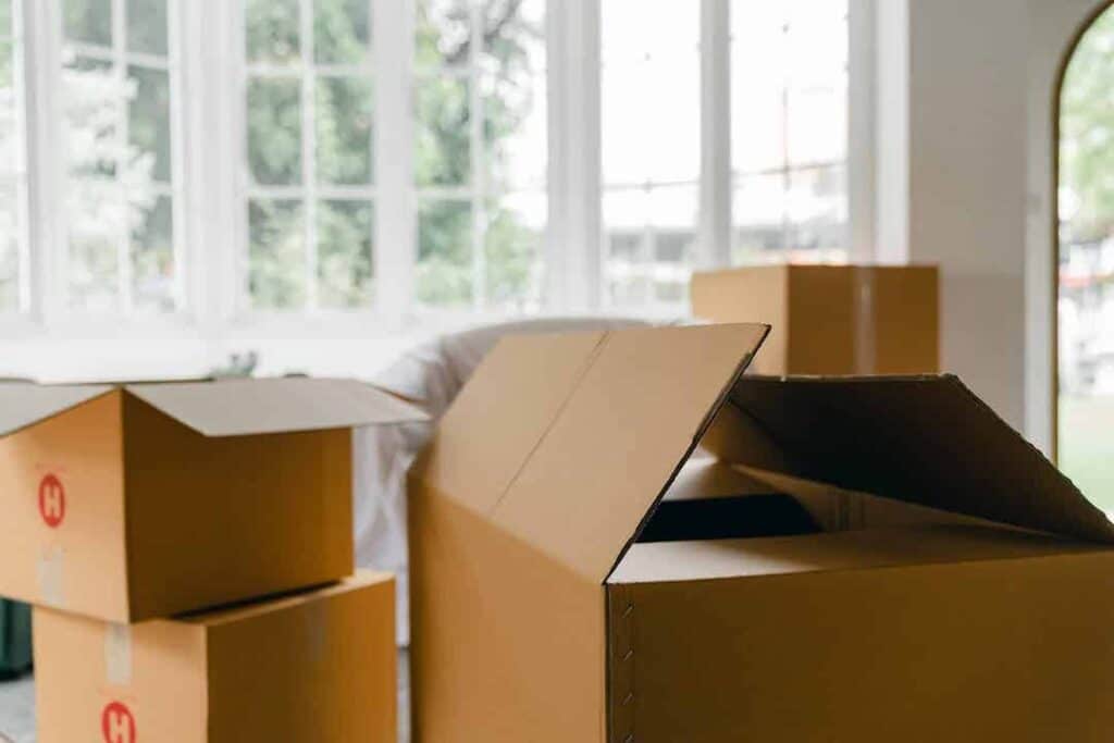 Packing Boxes For Moving Home - Steve's Removals Geelong